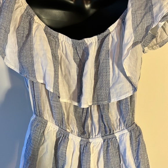 • Seek The Label Off The Shoulder Romper Blue and White - Picture 7 of 7